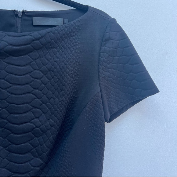 Sally LaPointe sz 4 structured black mini dress w/ embossed snake skin pattern - Picture 3 of 8